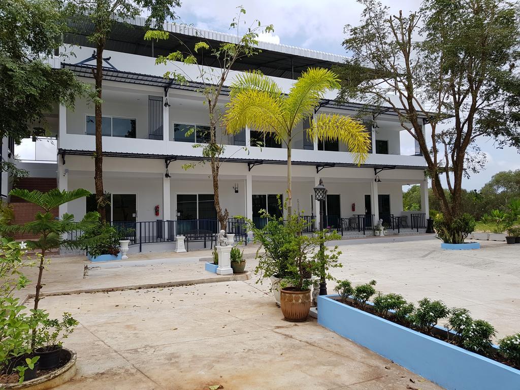 The Cube Resort Chanthaburi Exterior photo